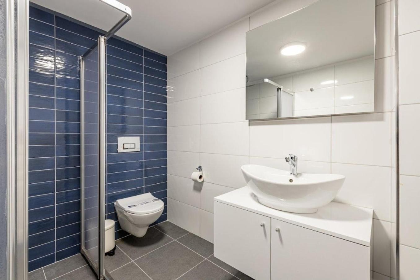 Bright Spacious New 4bd2bath Home! #331 Daire